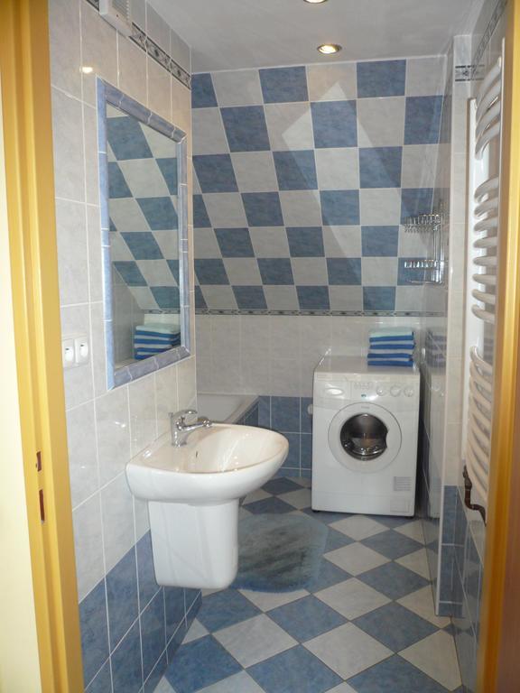 Apartmany Krasna - K68 捷克贾布朗尼城 外观 照片