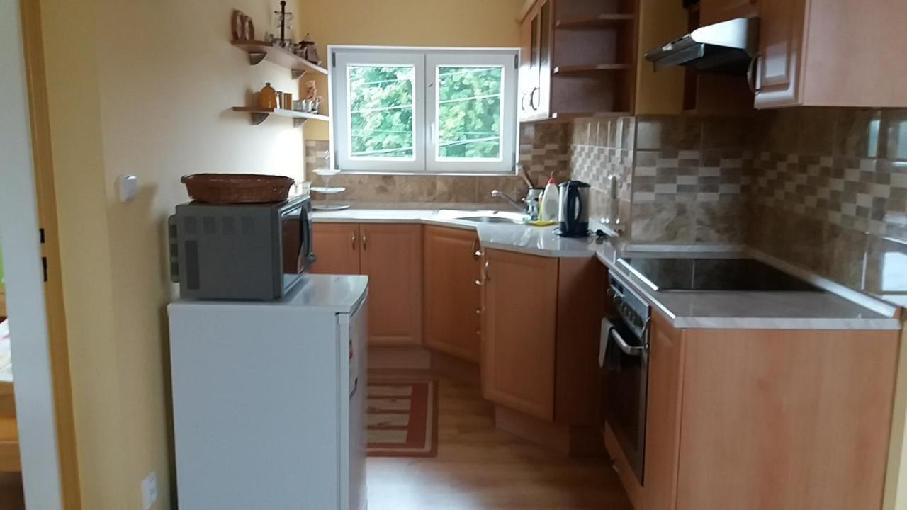 Apartmany Krasna - K68 捷克贾布朗尼城 外观 照片
