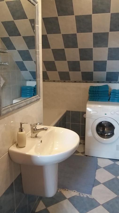 Apartmany Krasna - K68 捷克贾布朗尼城 外观 照片